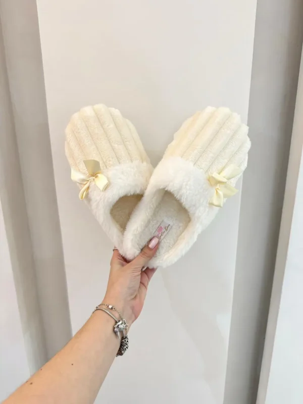 Pantufa Fleece Vanilla - Imagem 3