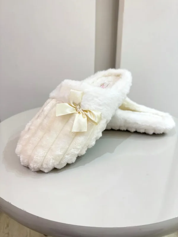 Pantufa Fleece Vanilla