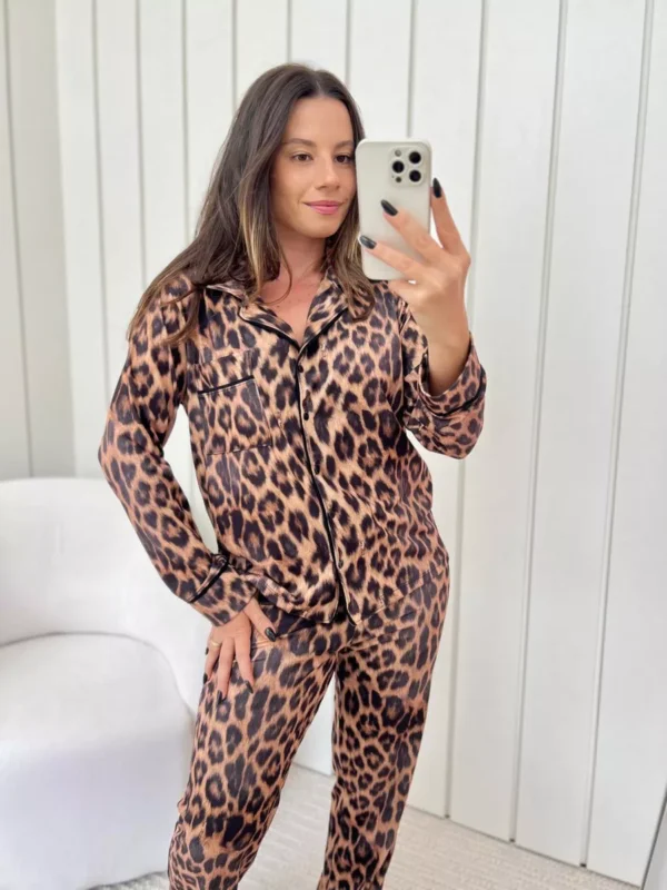 Pijama Feminino Americano Longo Onça Detalhe Preto - Imagem 2
